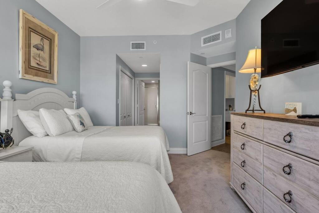 Coastal Elegance: Your Clearwater Beach Escape Exterior photo