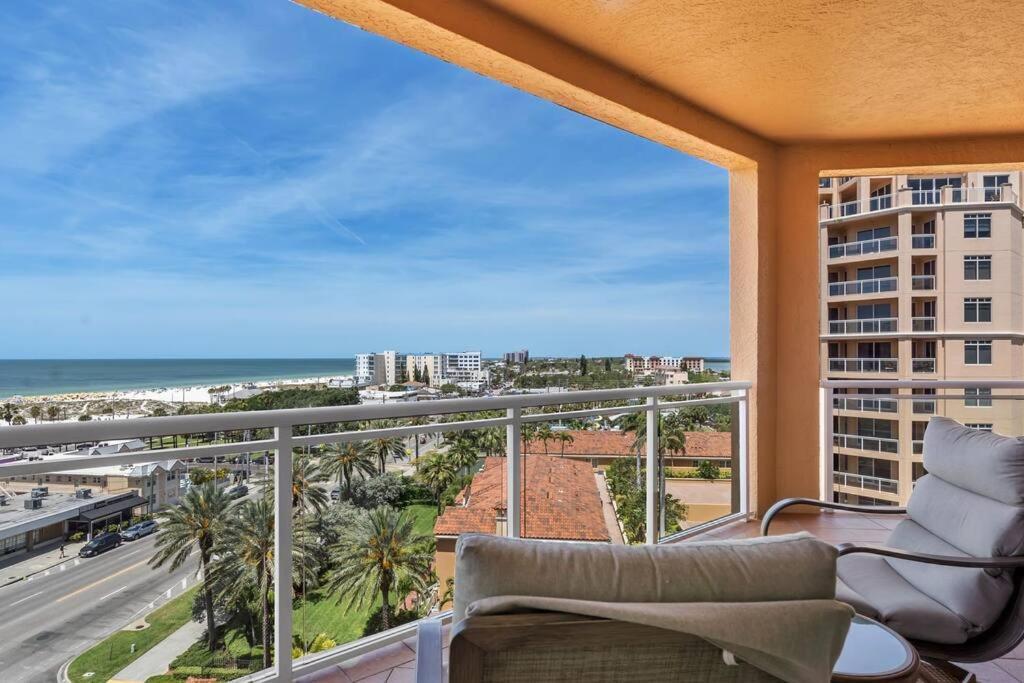 Coastal Elegance: Your Clearwater Beach Escape Exterior photo
